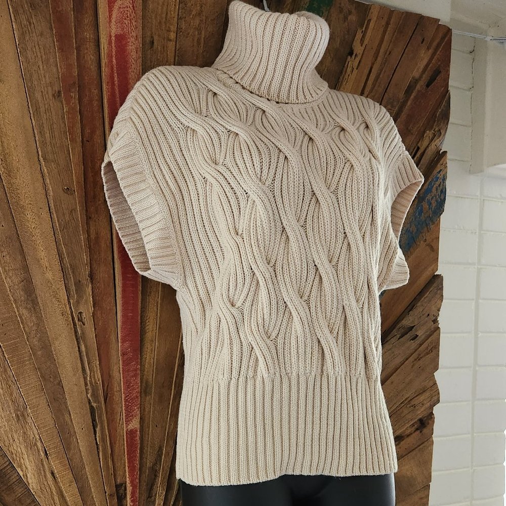 Magaschoni handknit ribbed cable knit wool ivory sweater vest Sz S